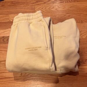 Comfyt Collection Pastel Edit Cream Sweatpants